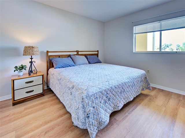 406 CERROMAR CIRCLE N 222, Venice, FL 34293