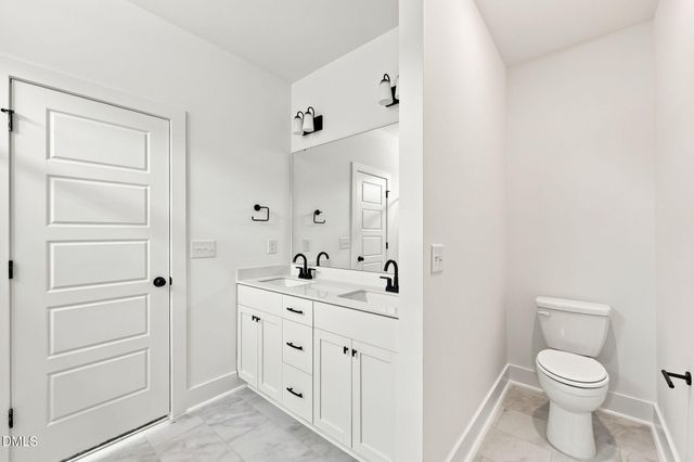 16 Loganberry Avenue, Bunnlevel, NC 28323