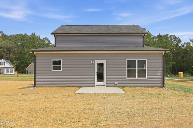16 Loganberry Avenue, Bunnlevel, NC 28323