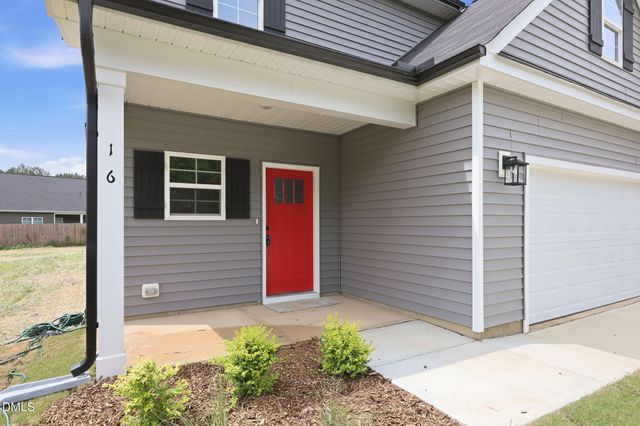 16 Loganberry Avenue, Bunnlevel, NC 28323