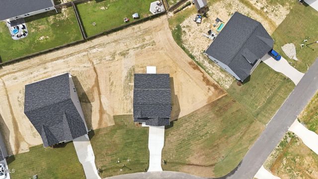 16 Loganberry Avenue, Bunnlevel, NC 28323