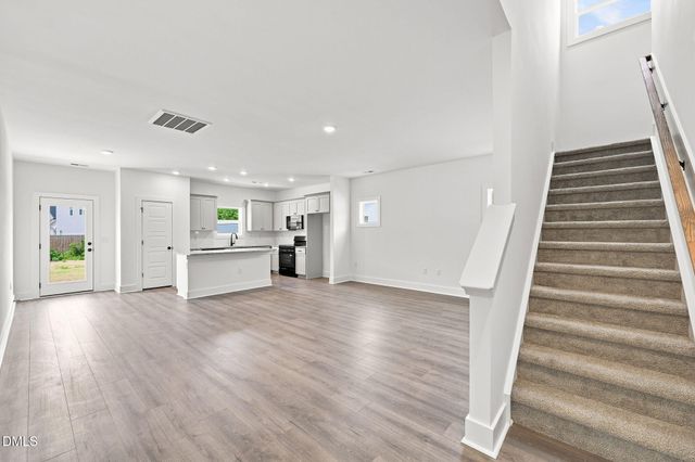 16 Loganberry Avenue, Bunnlevel, NC 28323