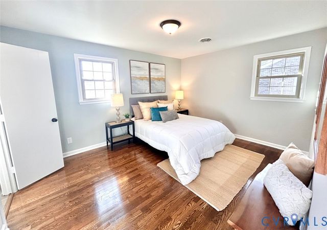 1107 Pleasant Dale Ave, Colonial Heights, VA 23834