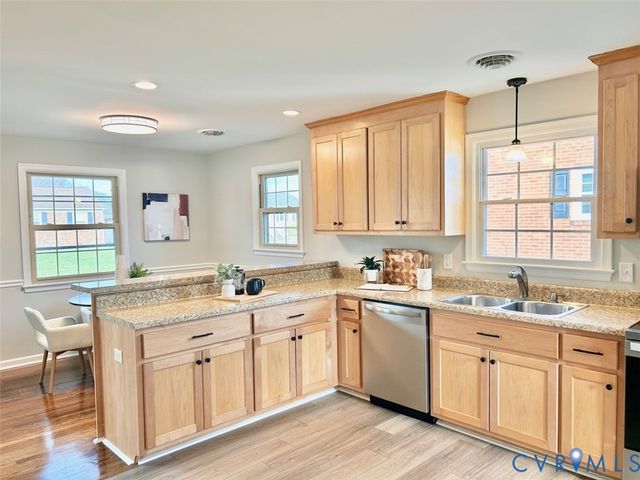 1107 Pleasant Dale Ave, Colonial Heights, VA 23834