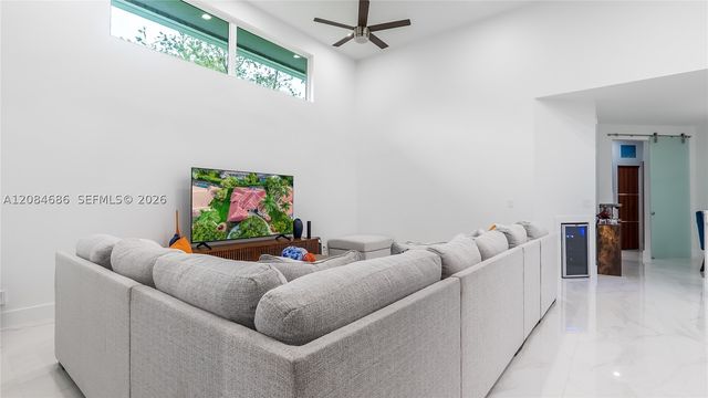 1861 W Eagle Trace Blvd W, Coral Springs, FL 33071