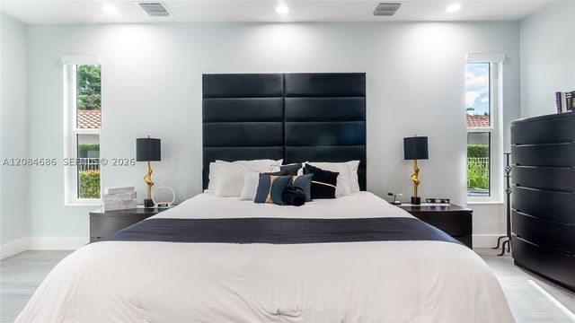 1861 W Eagle Trace Blvd W, Coral Springs, FL 33071