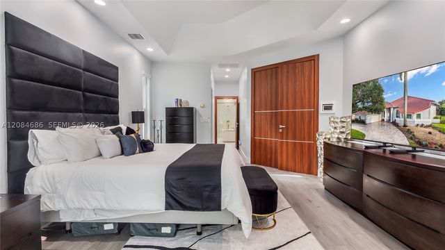 1861 W Eagle Trace Blvd W, Coral Springs, FL 33071