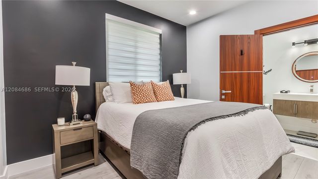 1861 W Eagle Trace Blvd W, Coral Springs, FL 33071