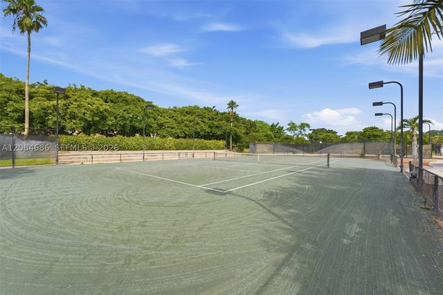 1861 W Eagle Trace Blvd W, Coral Springs, FL 33071