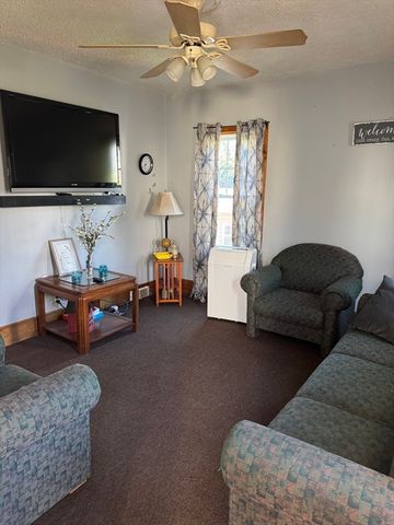 12 Sears St, New Bedford, MA 02740