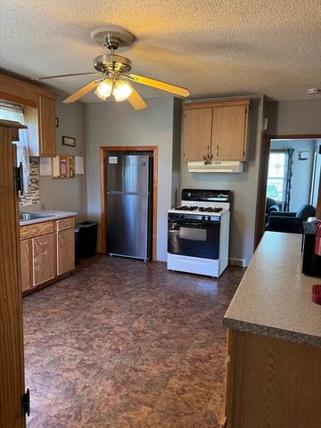 12 Sears St, New Bedford, MA 02740