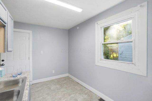 1104 Russell Avenue, Springfield, OH 45506