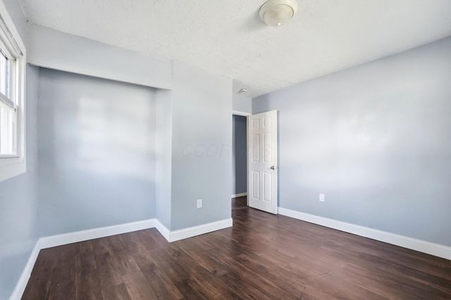 1104 Russell Avenue, Springfield, OH 45506