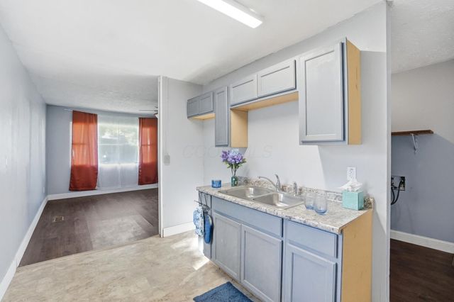 1104 Russell Avenue, Springfield, OH 45506