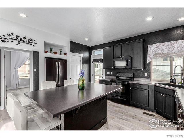 3751 Summerwood Way, Johnstown, CO 80534