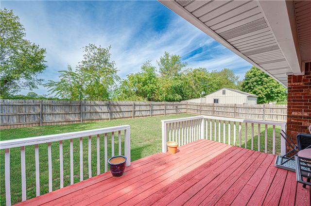 804 Greenway Street, Lowell, AR 72745