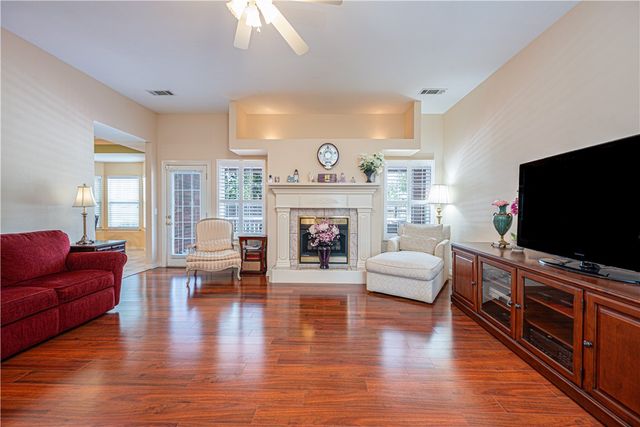 804 Greenway Street, Lowell, AR 72745