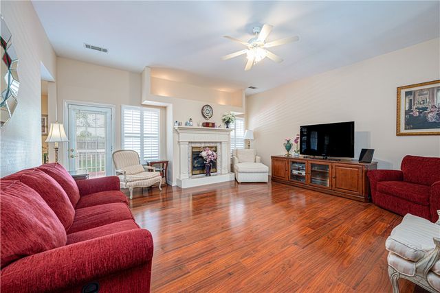 804 Greenway Street, Lowell, AR 72745