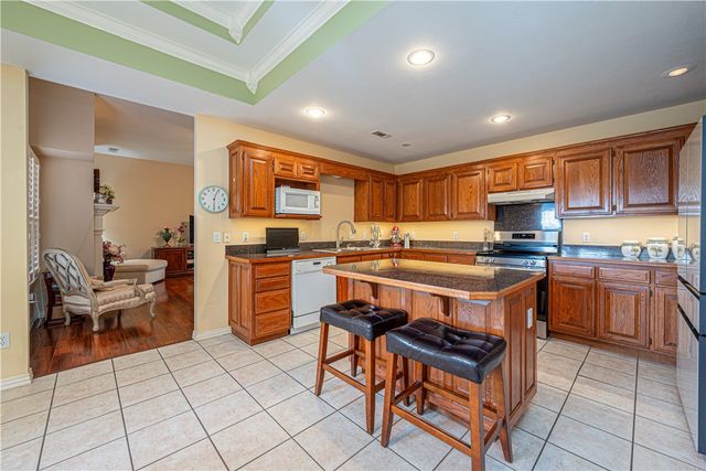 804 Greenway Street, Lowell, AR 72745