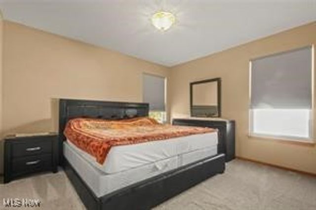 6309 Klines Drive, Girard, OH 44420