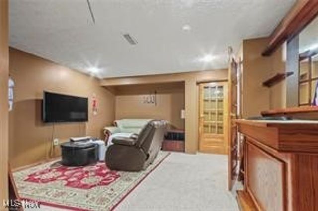 6309 Klines Drive, Girard, OH 44420