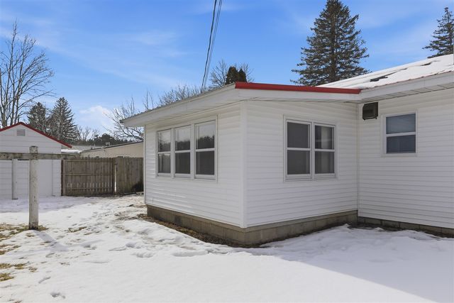 175 S Hudnut Street, Barryton, MI 49305