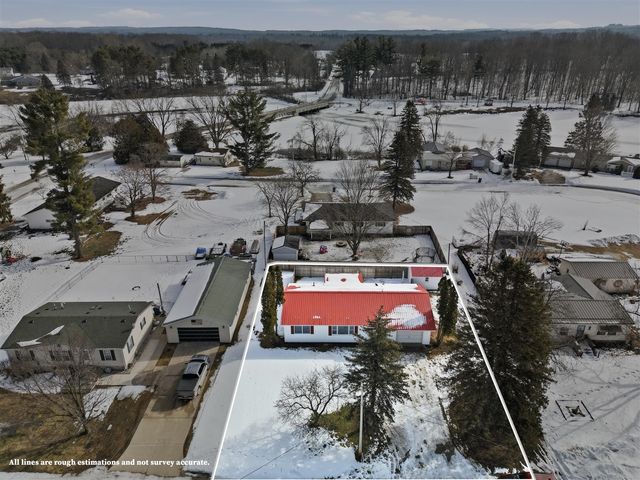 175 S Hudnut Street, Barryton, MI 49305