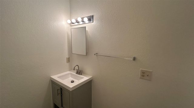 23393 Nameless RD 142, Leander, TX 78641