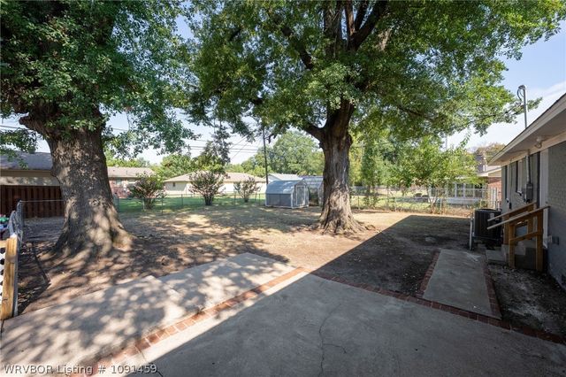 2920 S 33rd Street, Fort Smith, AR 72903