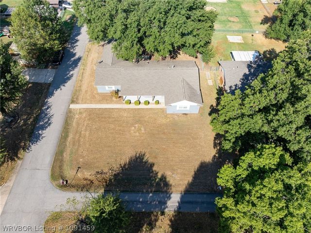 2920 S 33rd Street, Fort Smith, AR 72903
