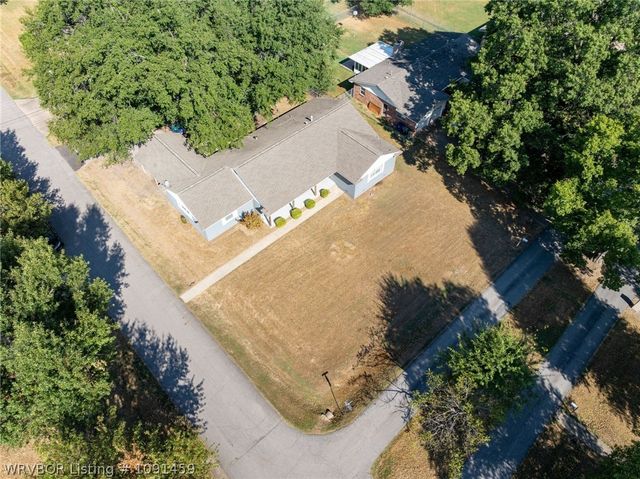 2920 S 33rd Street, Fort Smith, AR 72903