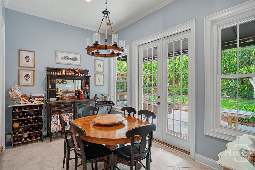 Image 10 of property listing at 5 Waterford Lane, Savannah, GA 31411