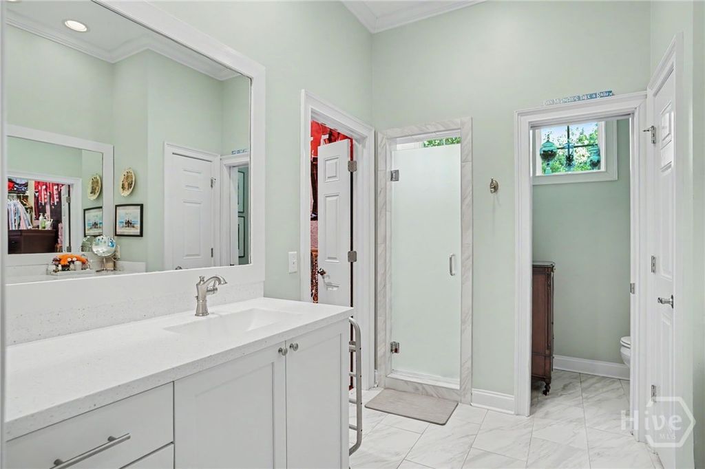 Image 14 of property listing at 5 Waterford Lane, Savannah, GA 31411