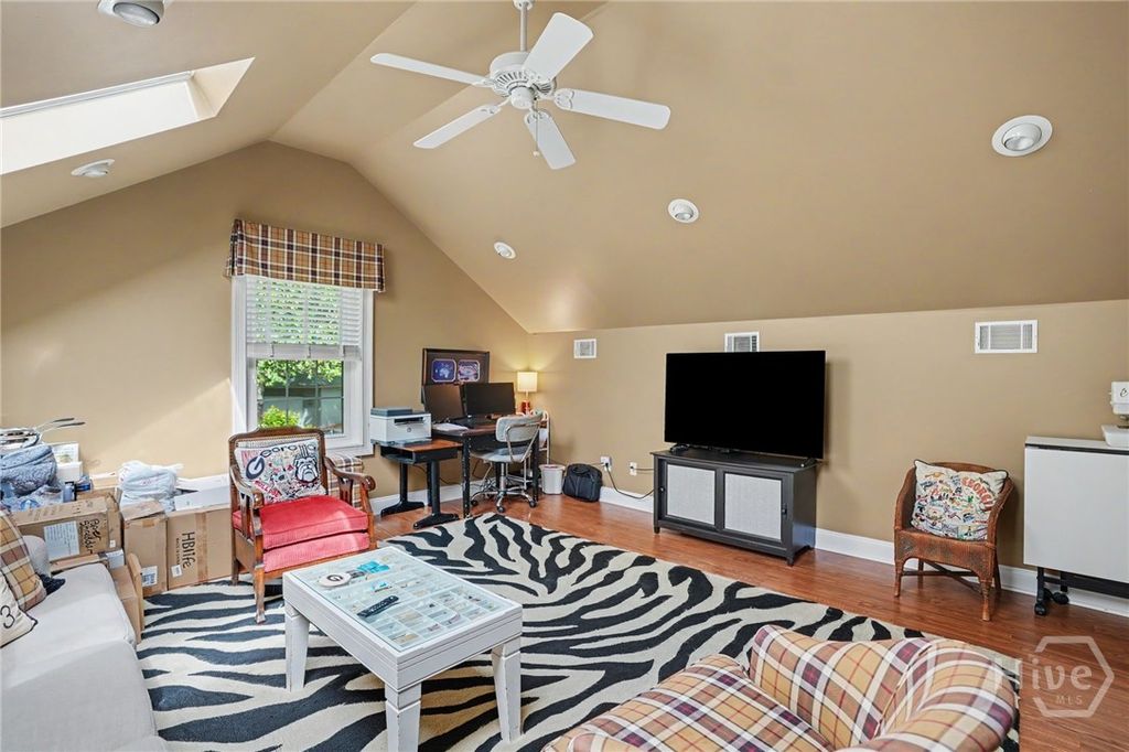 Image 18 of property listing at 5 Waterford Lane, Savannah, GA 31411