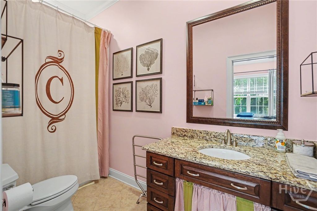 Image 21 of property listing at 5 Waterford Lane, Savannah, GA 31411