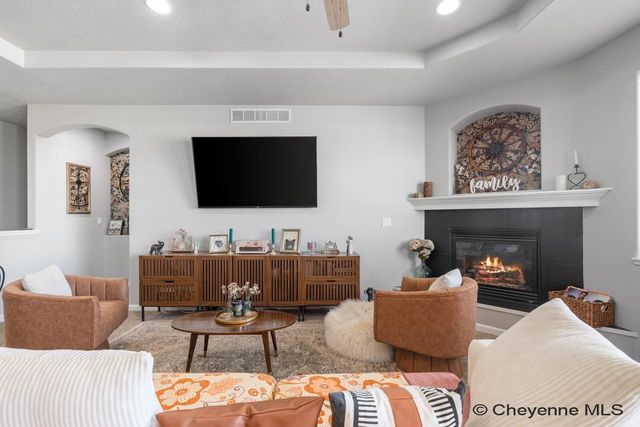 1226 WENDY LN, Cheyenne, WY 82009