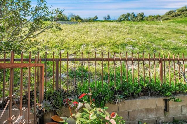 2550 Pacific Coast 256, Torrance, CA 90505