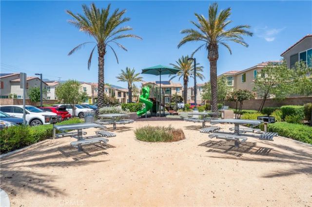 7155 Citrus Avenue 137, Fontana, CA 92336