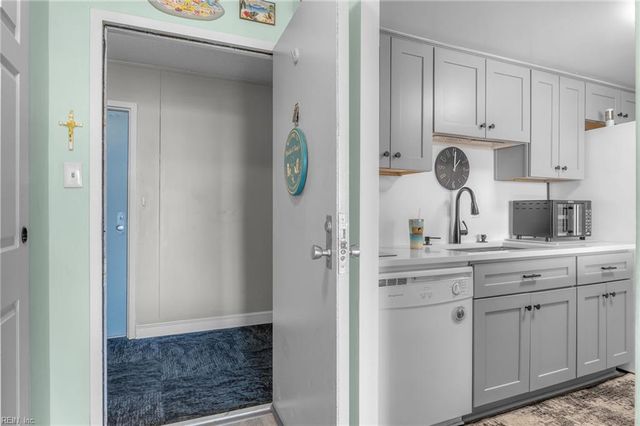 500 Pacific Ave Unit 1012, Virginia Beach, VA 23451