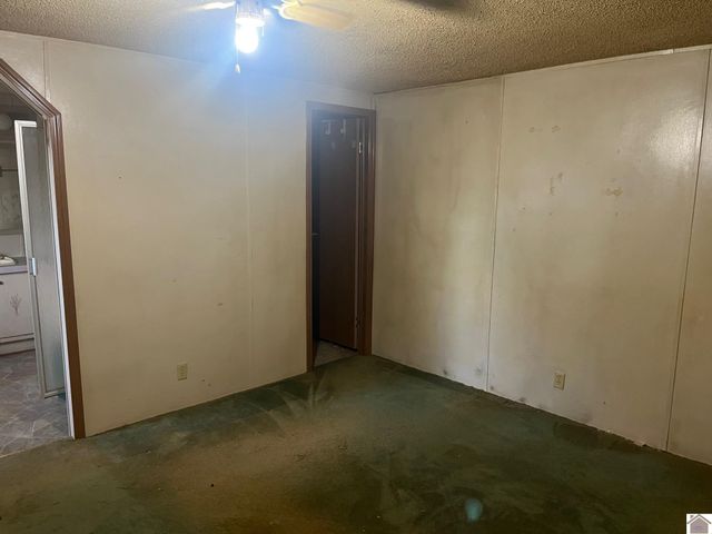 42 Sills Ln., Benton, KY 42025