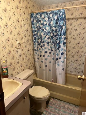 42 Sills Ln., Benton, KY 42025