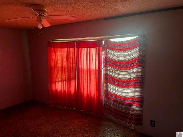 42 Sills Ln., Benton, KY 42025