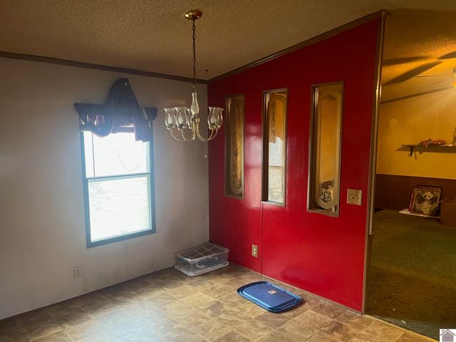 42 Sills Ln., Benton, KY 42025