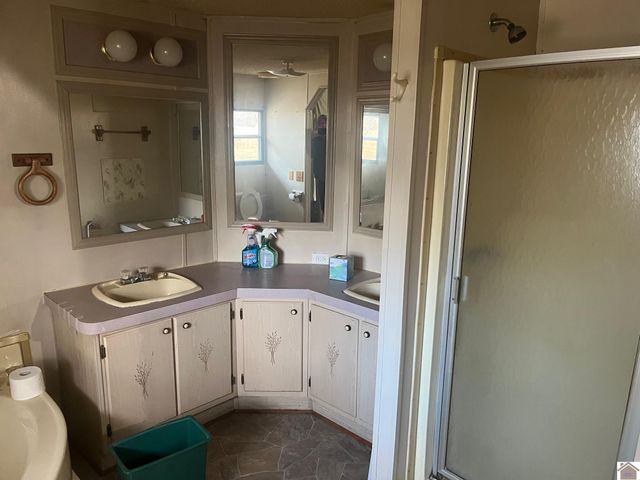 42 Sills Ln., Benton, KY 42025