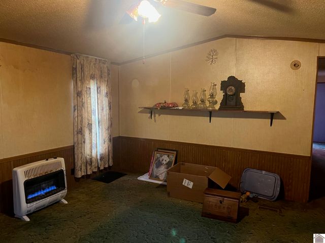 42 Sills Ln., Benton, KY 42025