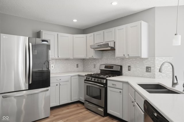 2967 Hearthside Drive, Greenwood, IN 46143