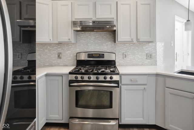 2967 Hearthside Drive, Greenwood, IN 46143