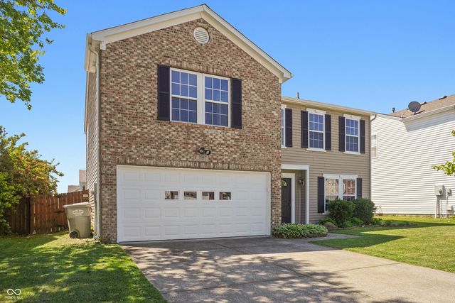 2967 Hearthside Drive, Greenwood, IN 46143