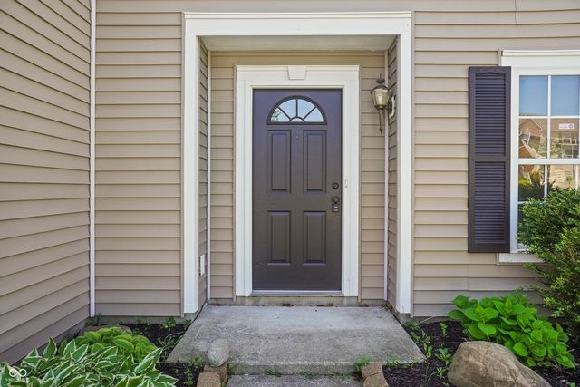2967 Hearthside Drive, Greenwood, IN 46143