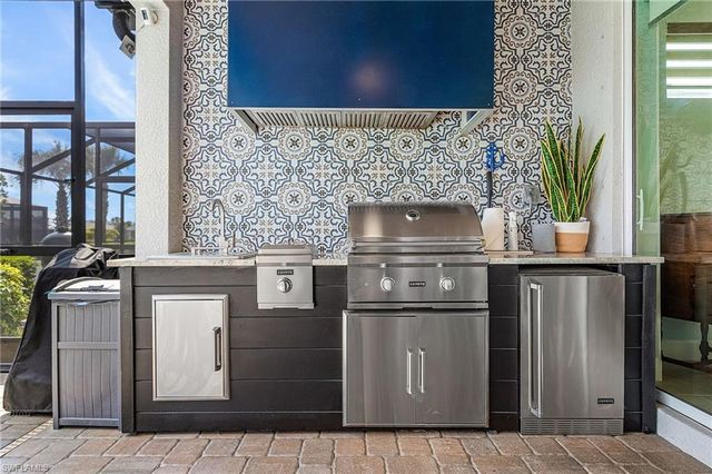 7100 Del Webb Oak Creek BLVD N, North Fort Myers, FL 33917